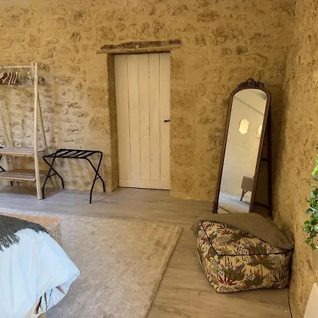 Вилла La Maisonnette D'emilion *