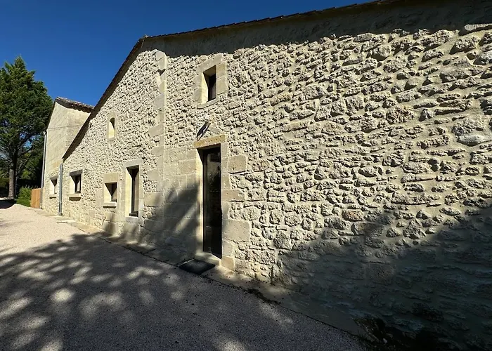 Вилла La Maisonnette D'emilion *